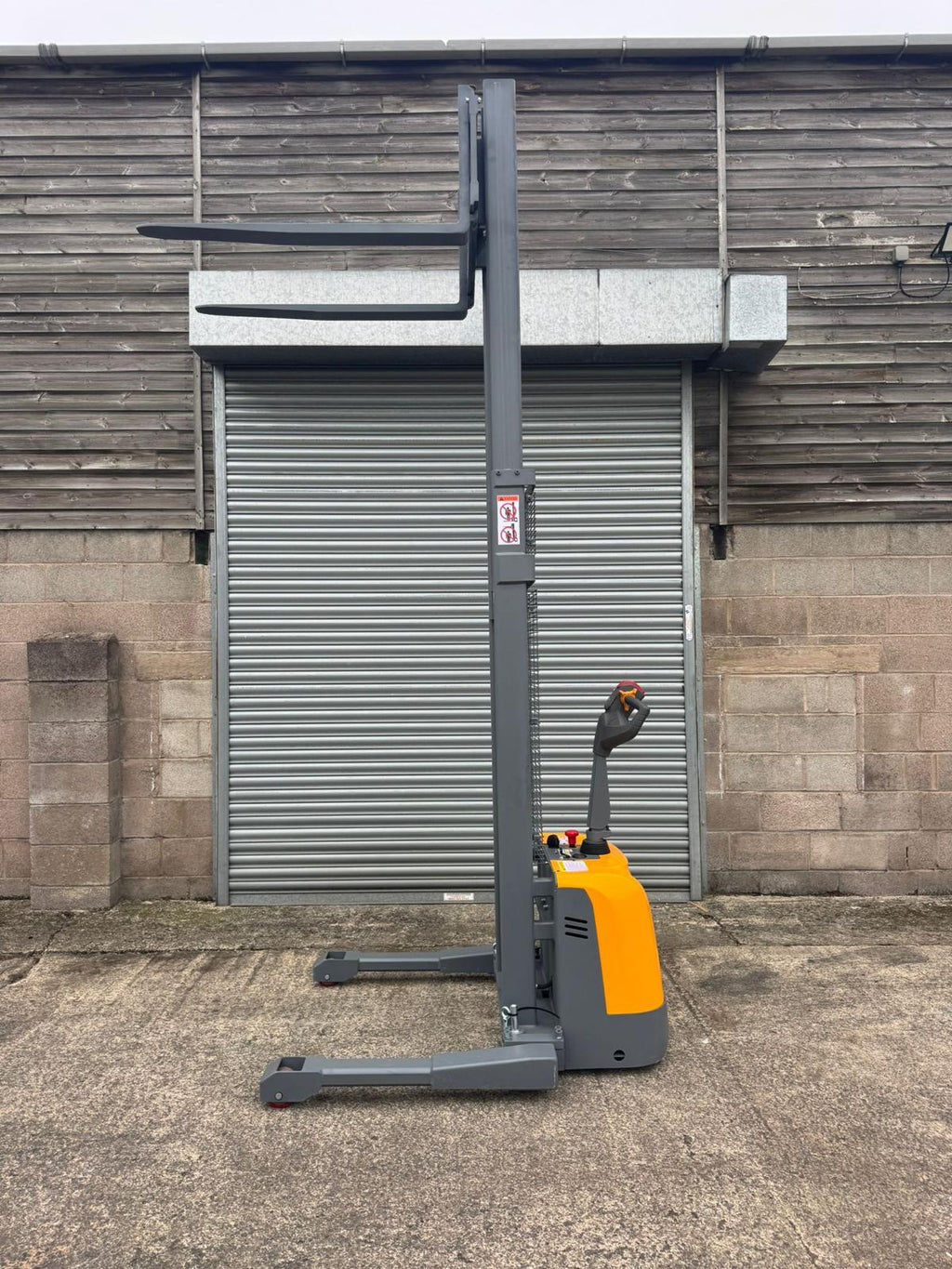 Electric Pallet Stacker 1500kg Lift Capacity 3m Lift Height image 10