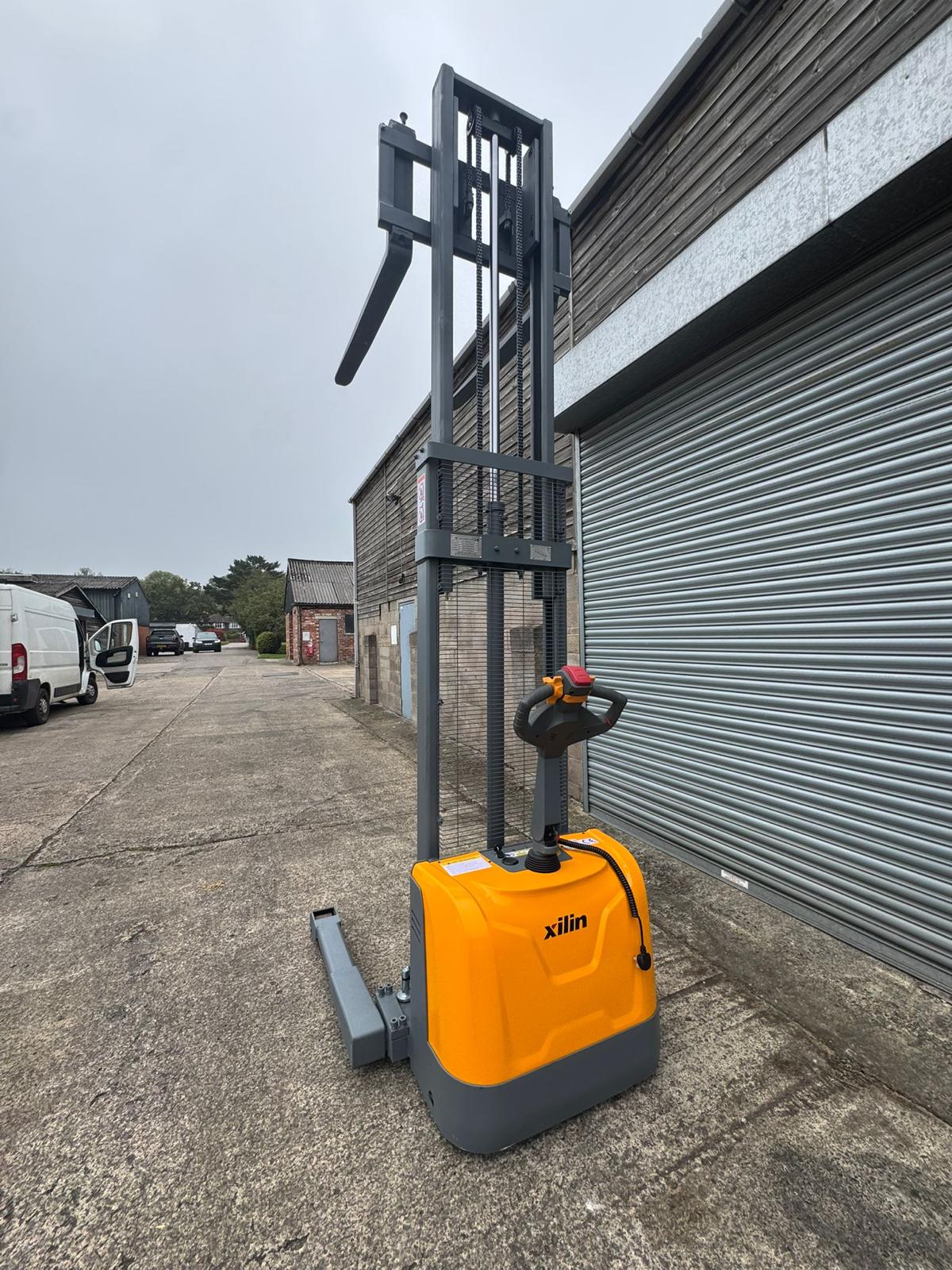 Electric Pallet Stacker 1500kg Lift Capacity 3m Lift Height image 6