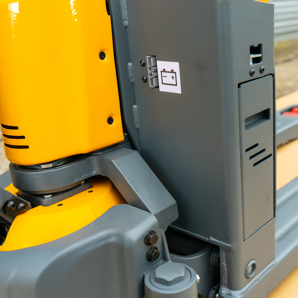 Electric Pallet Truck 2000kg – 48V Lithiumion Battery image 8